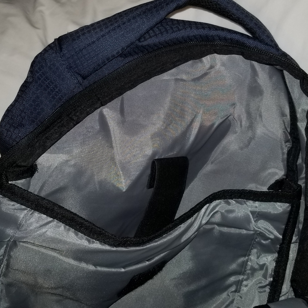 Kenneth Cole Reaction Compu Backpack - Picture 4 of 8